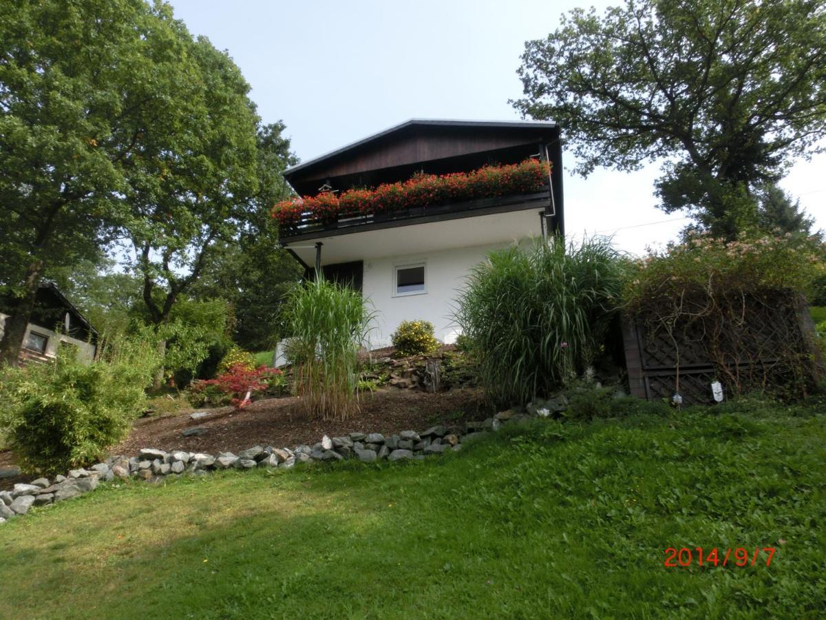 Ferienhaus Im Ederbergland Hatzfeld Esterno foto
